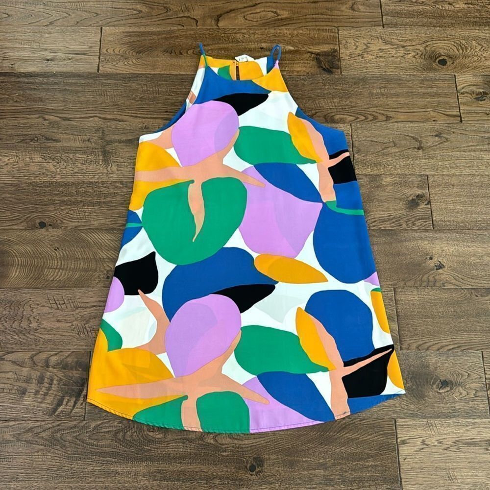 Women’s boutique modern print swing dress. Sz S